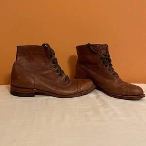 Wolverine 1000 mile lace up Evelyn boots